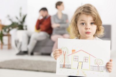 как продать квартиру с несовершеннолетним ребенком